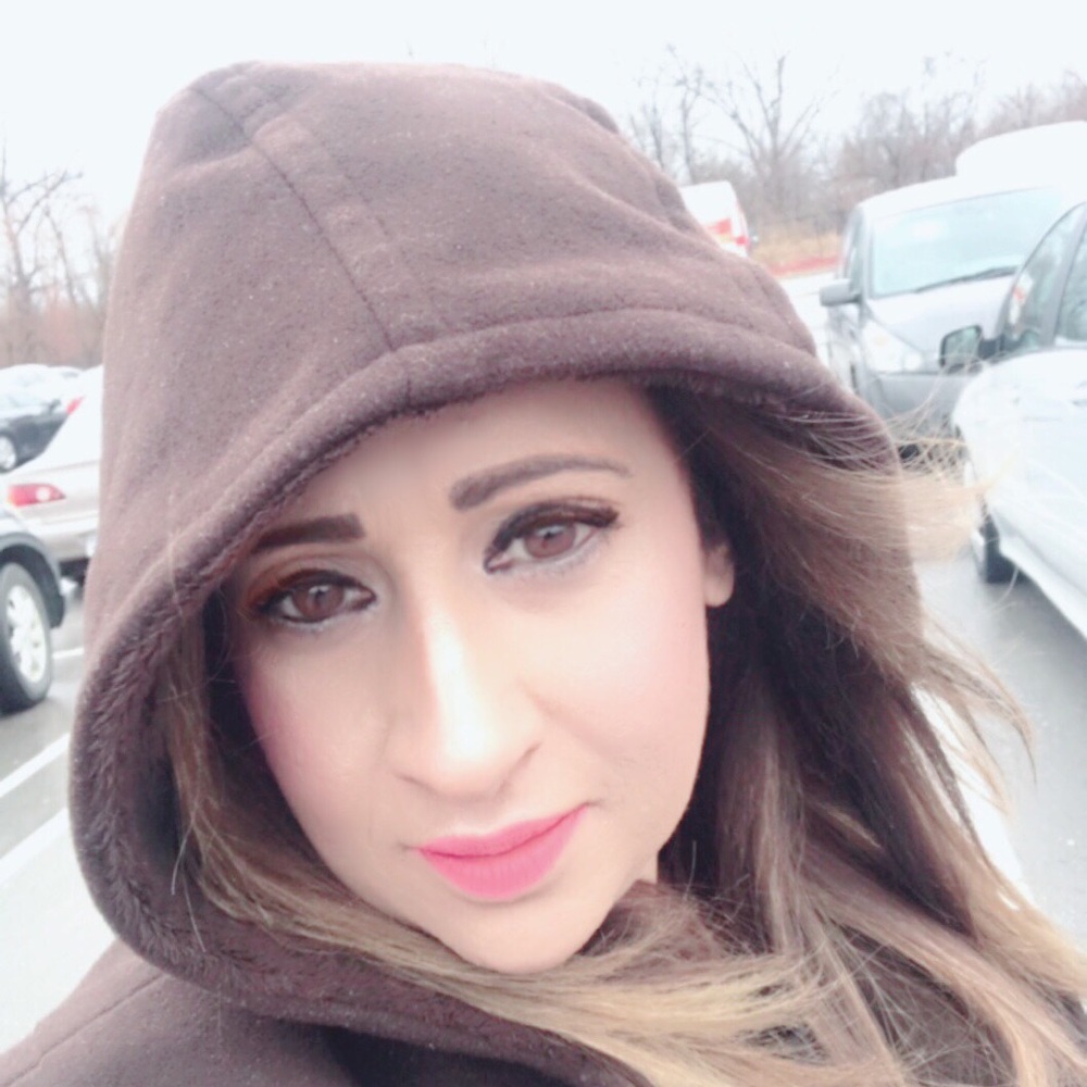 Meet your Posher, Shazia